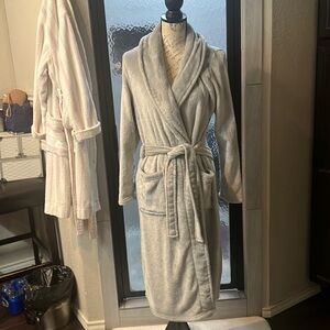 Cute, long, silver robe by Nicole Miller! Barely worn! Very warm and cozy!